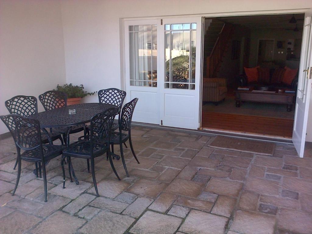 Nautilus Guest House هيرمانوس المظهر الخارجي الصورة