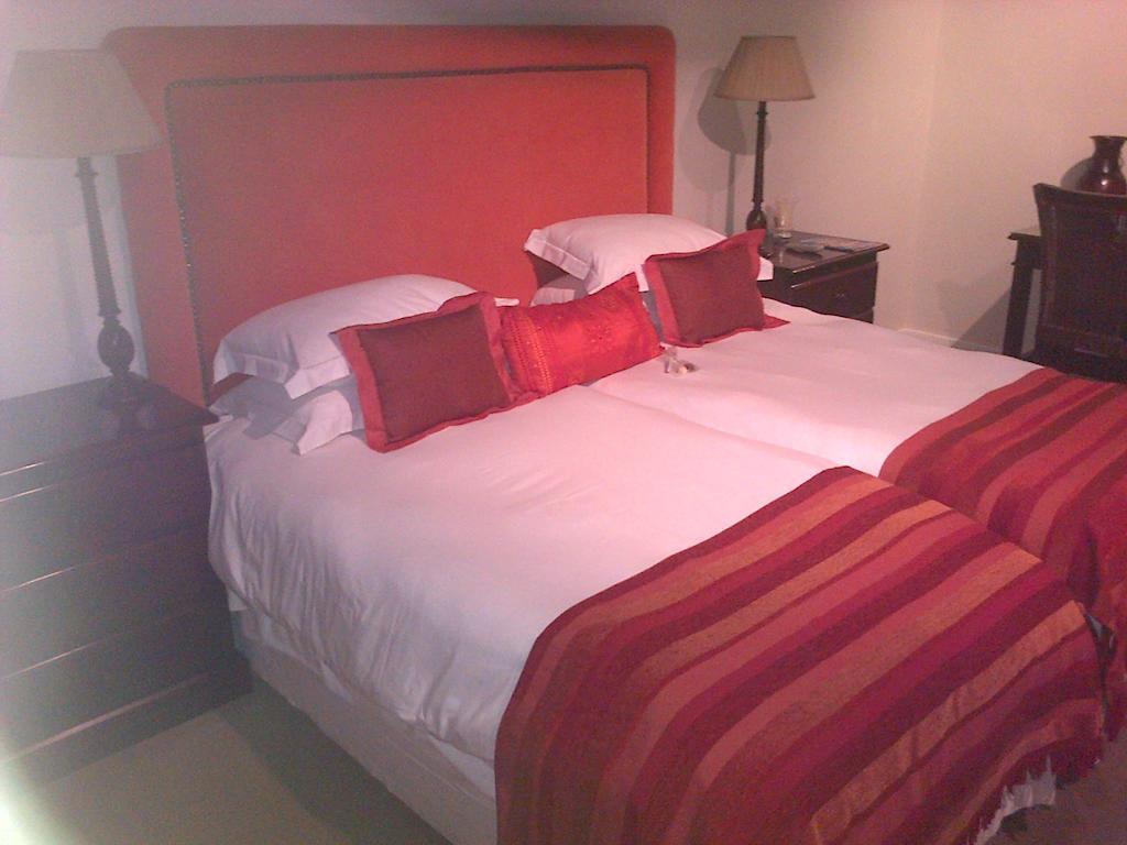 Nautilus Guest House هيرمانوس الغرفة الصورة